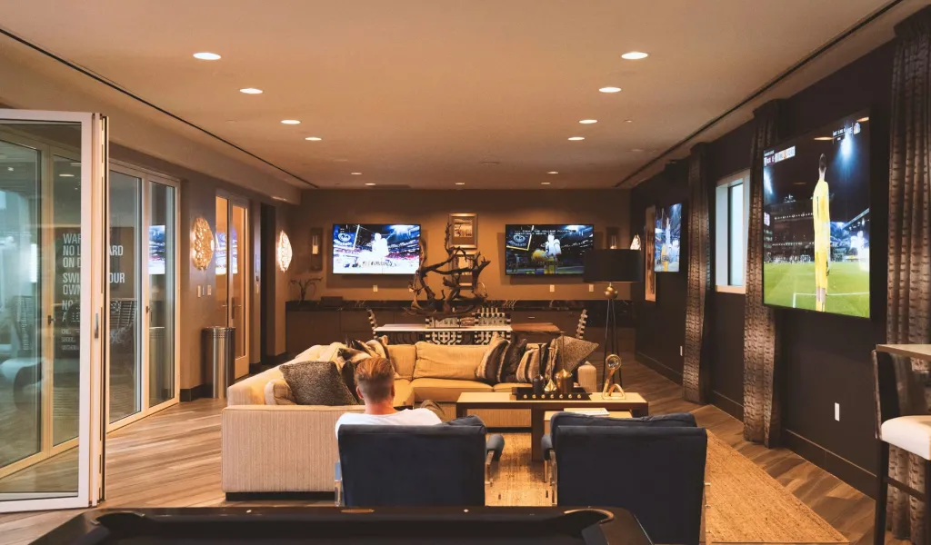 Grand Clubhouse